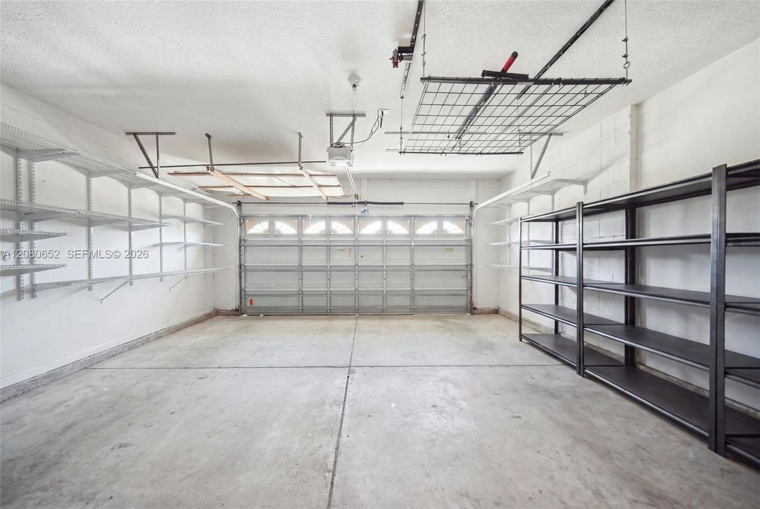 En Venta: $610,000 (5 camas, 3 baños, 0 Pies cuadrados)