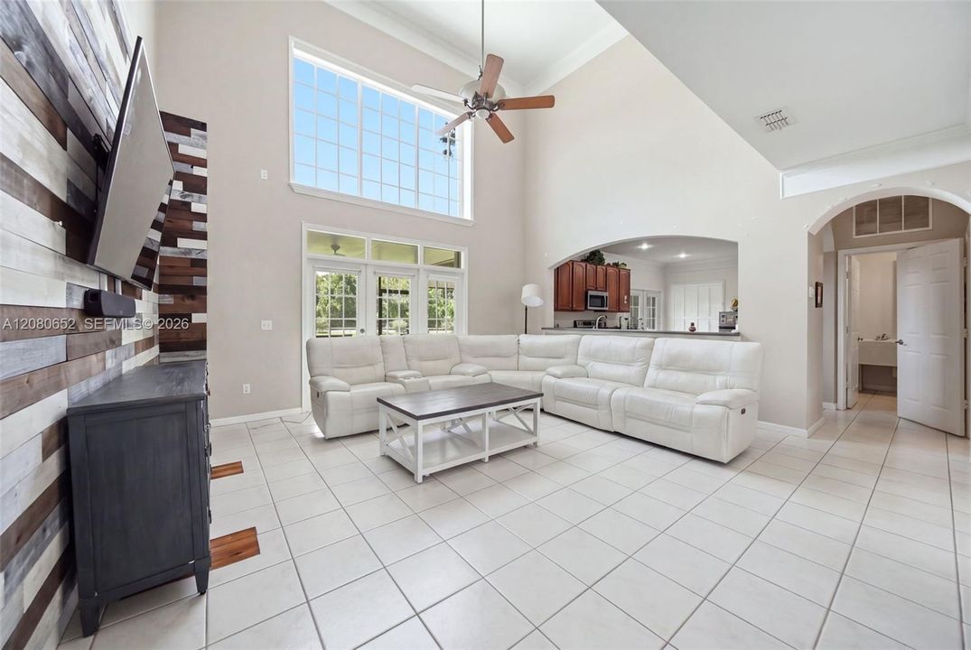 En Venta: $610,000 (5 camas, 3 baños, 0 Pies cuadrados)