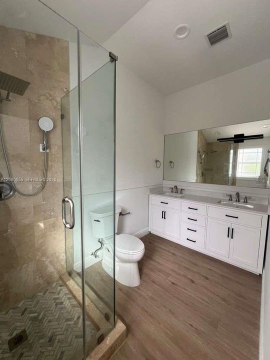 En Renta: $12,500 (5 camas, 3 baños, 2194 Pies cuadrados)