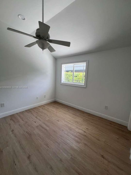 En Renta: $12,500 (5 camas, 3 baños, 2194 Pies cuadrados)