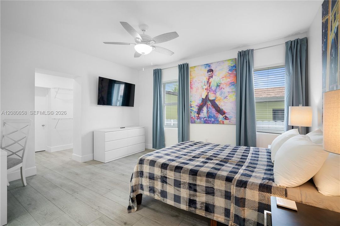 For Rent: $3,800 (3 beds, 2 baths, 1667 Square Feet)