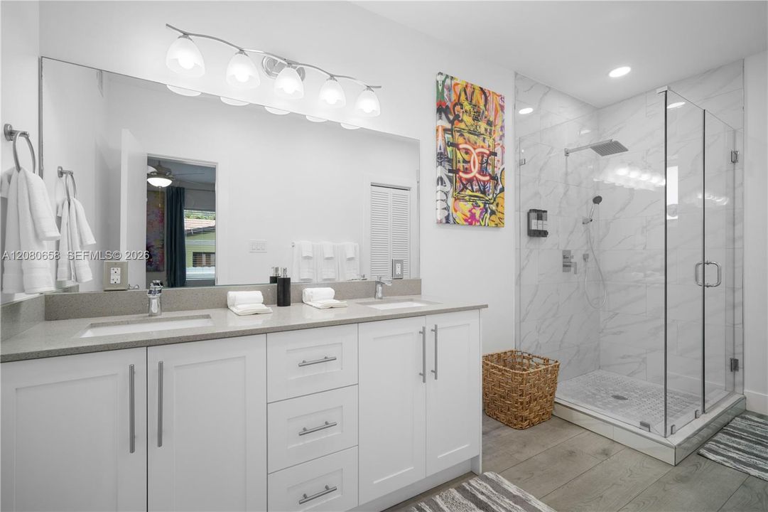 For Rent: $3,800 (3 beds, 2 baths, 1667 Square Feet)