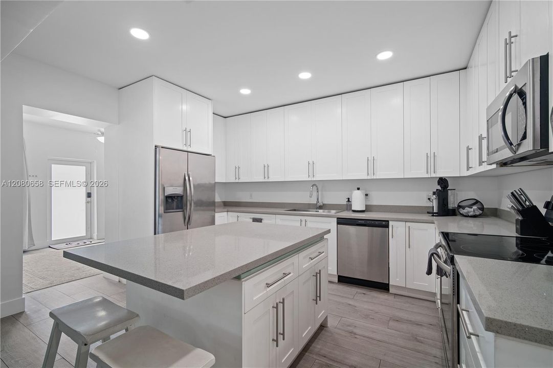 For Rent: $3,800 (3 beds, 2 baths, 1667 Square Feet)