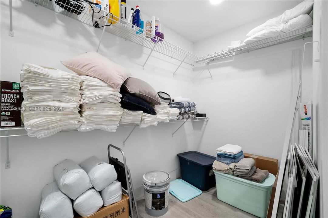 primary closet 2