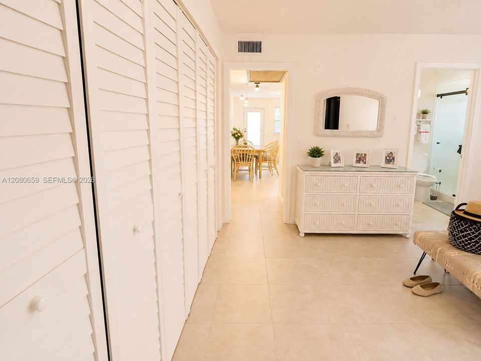 En Venta: $126,500 (1 camas, 1 baños, 703 Pies cuadrados)