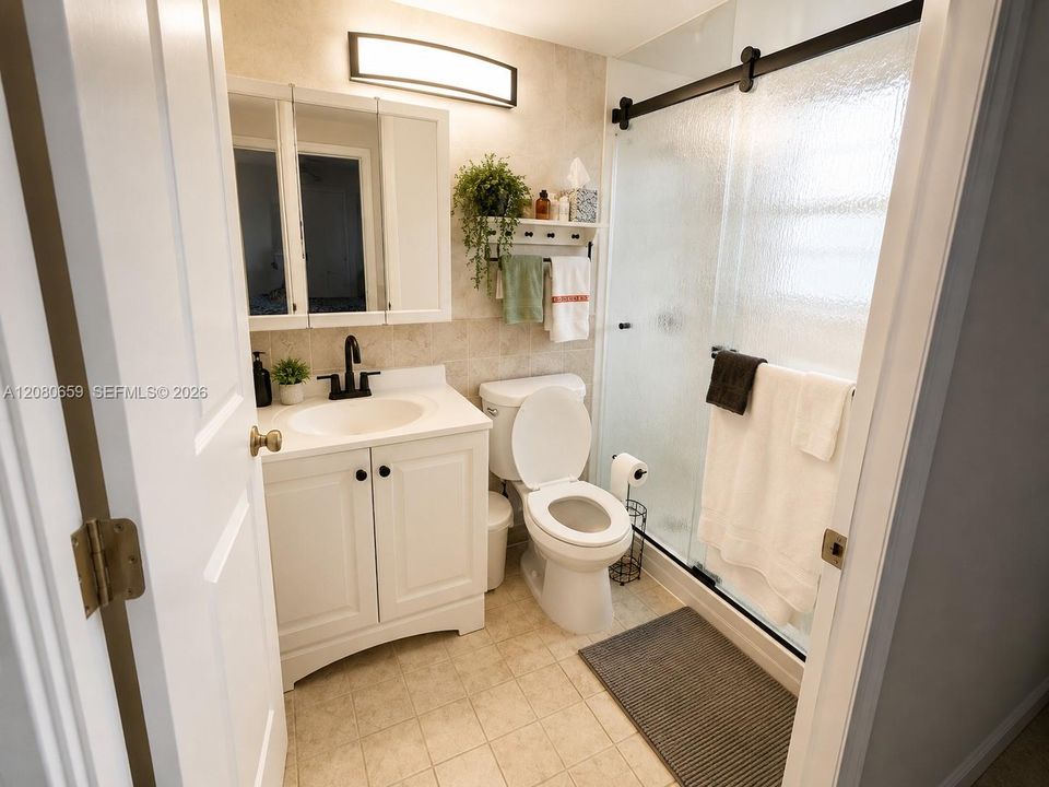 En Venta: $126,500 (1 camas, 1 baños, 703 Pies cuadrados)