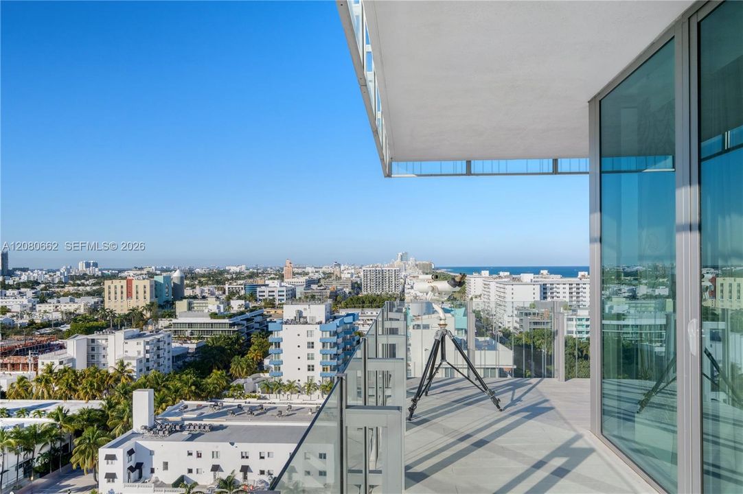 For Rent: $80,000 (3 beds, 3 baths, 3389 Square Feet)
