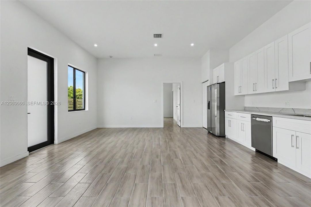 For Sale: $829,900 (0 beds, 0 baths, 2668 Square Feet)