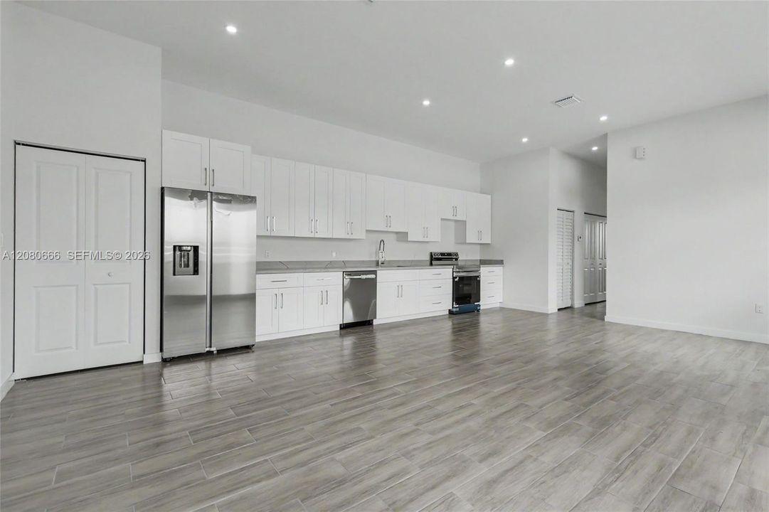For Sale: $829,900 (0 beds, 0 baths, 2668 Square Feet)