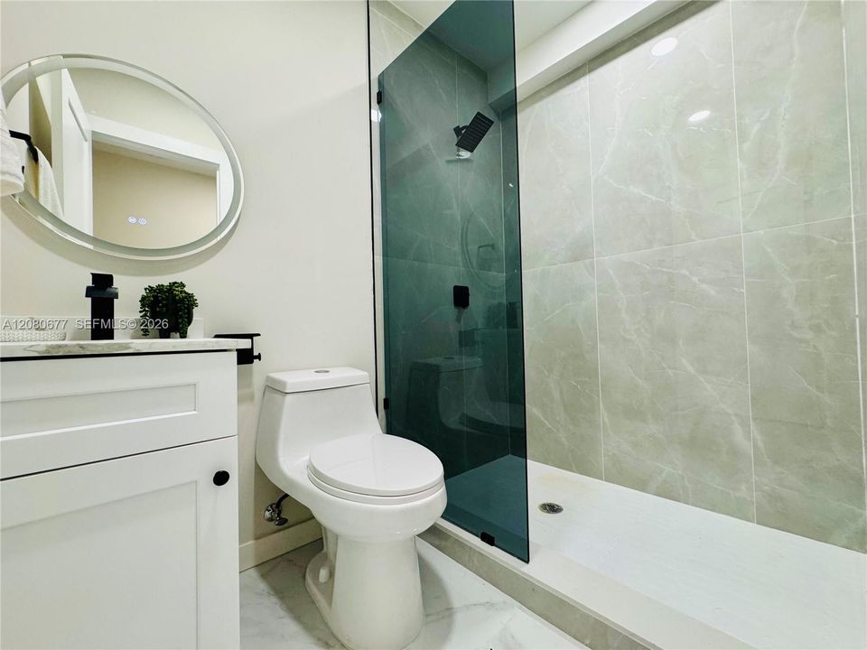 For Rent: $1,150 (0 beds, 1 baths, 1781 Square Feet)