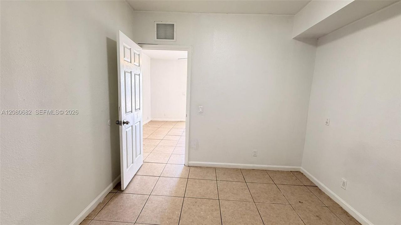 For Rent: $1,450 (1 beds, 1 baths, 0 Square Feet)