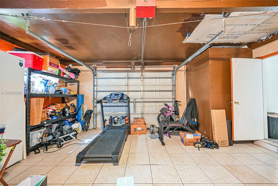 For Sale: $599,900 (4 beds, 2 baths, 1922 Square Feet)
