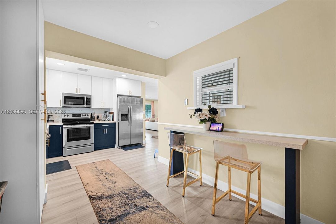 For Sale: $599,900 (4 beds, 2 baths, 1922 Square Feet)