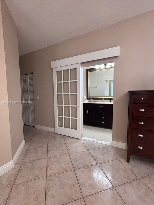 En Renta: $3,900 (3 camas, 2 baños, 1650 Pies cuadrados)