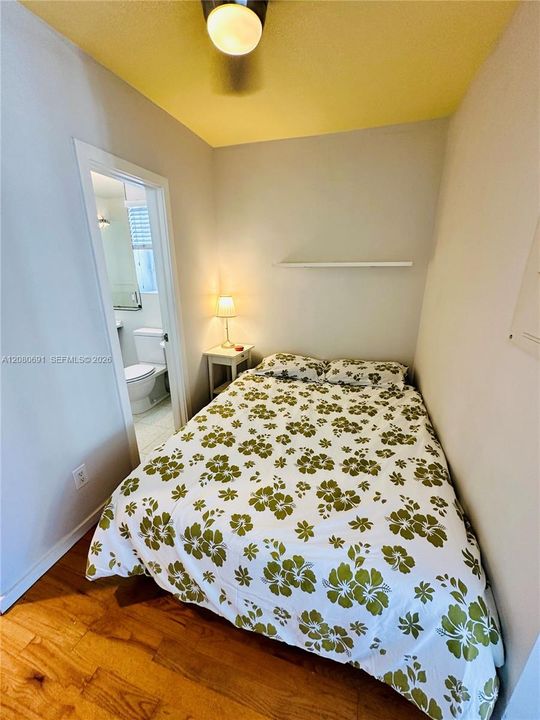 For Rent: $1,750 (0 beds, 1 baths, 418 Square Feet)