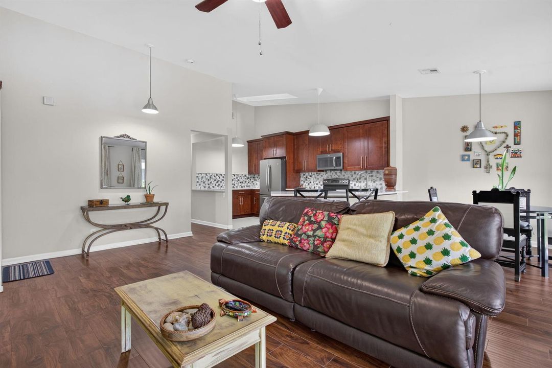 12-web-or-mls-2007-7587