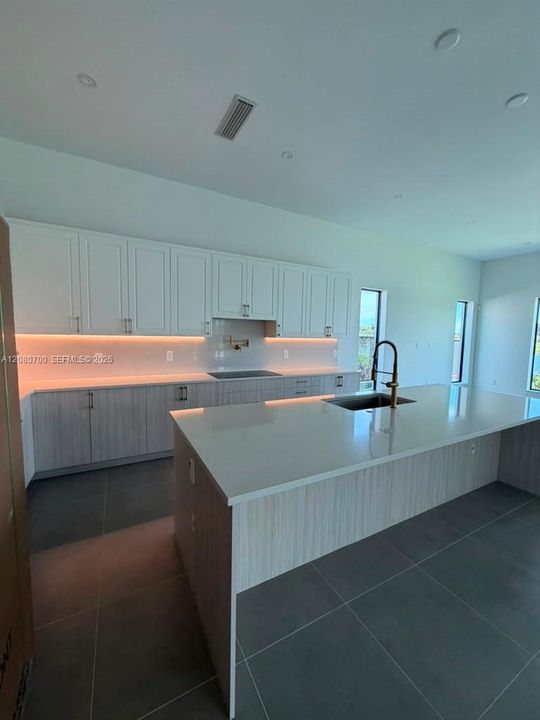 For Sale: $3,500,000 (6 beds, 5 baths, 0 Square Feet)