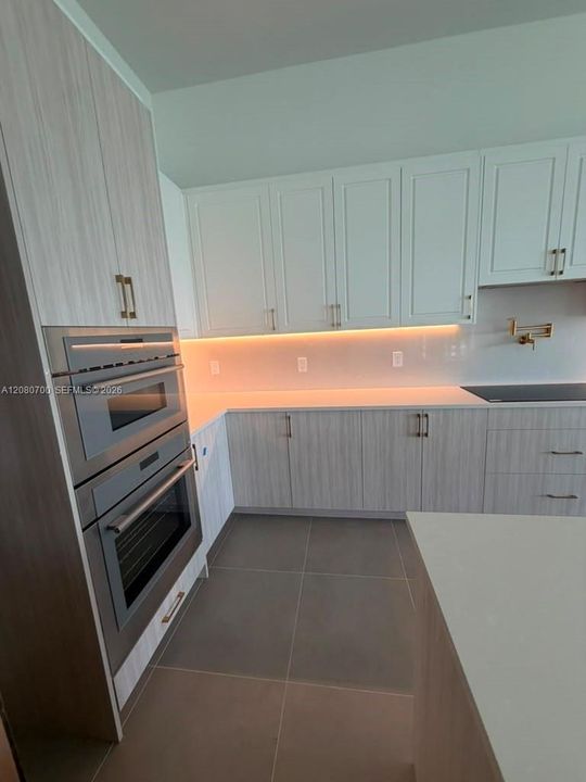 For Sale: $3,500,000 (6 beds, 5 baths, 0 Square Feet)
