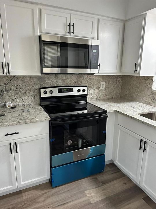 For Rent: $1,550 (1 beds, 1 baths, 0 Square Feet)
