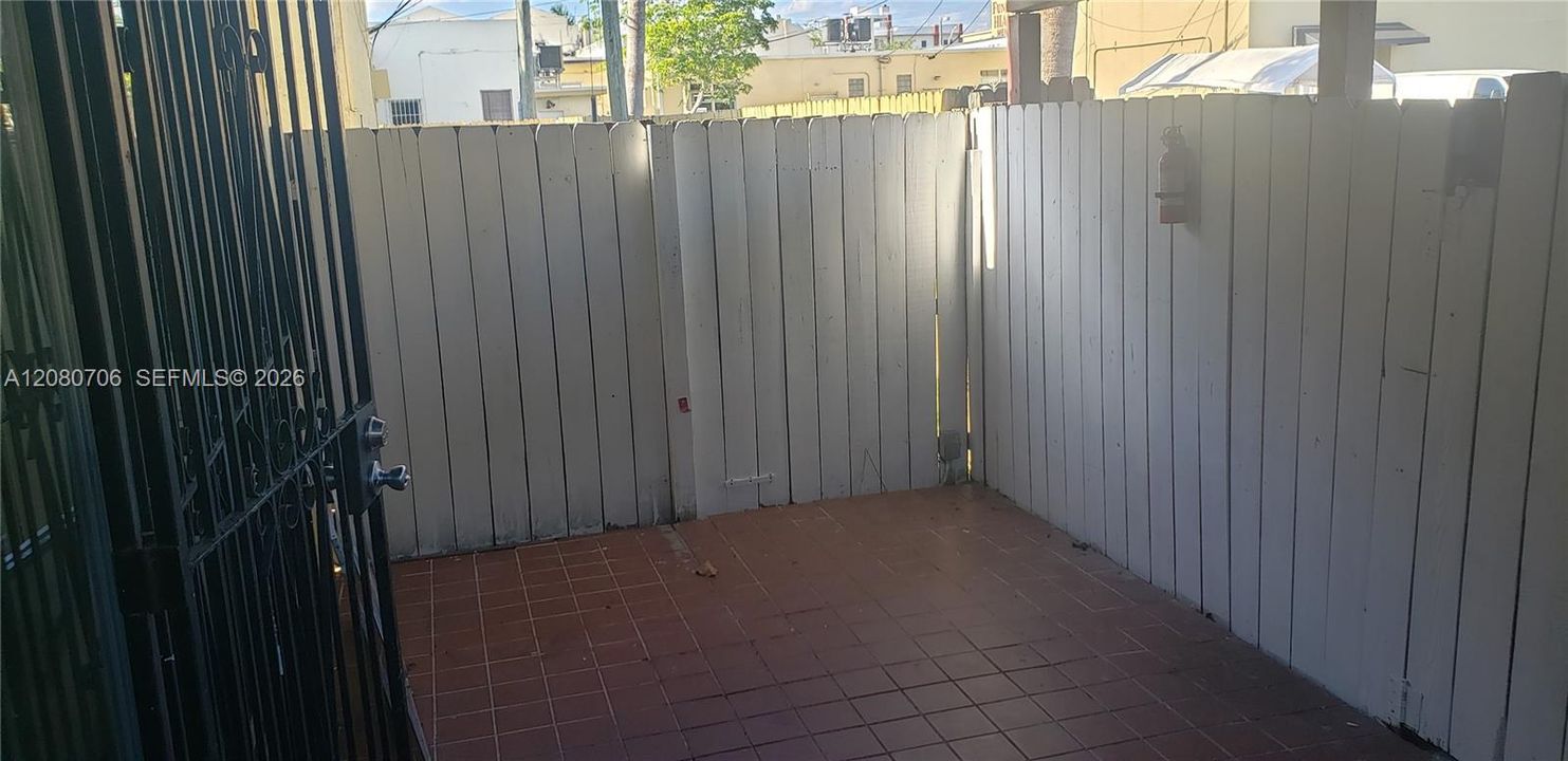 Patio Roof to be removed