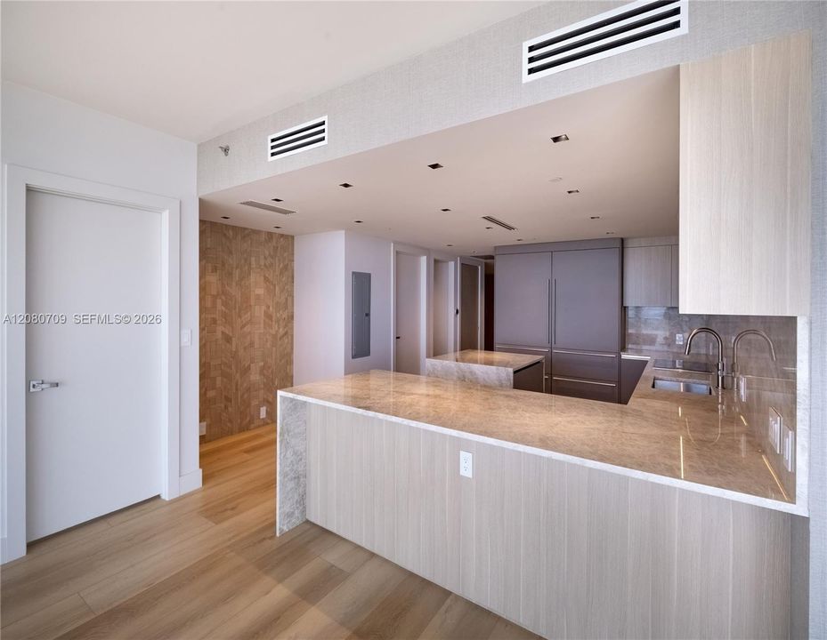 For Rent: $49,000 (5 beds, 5 baths, 4770 Square Feet)