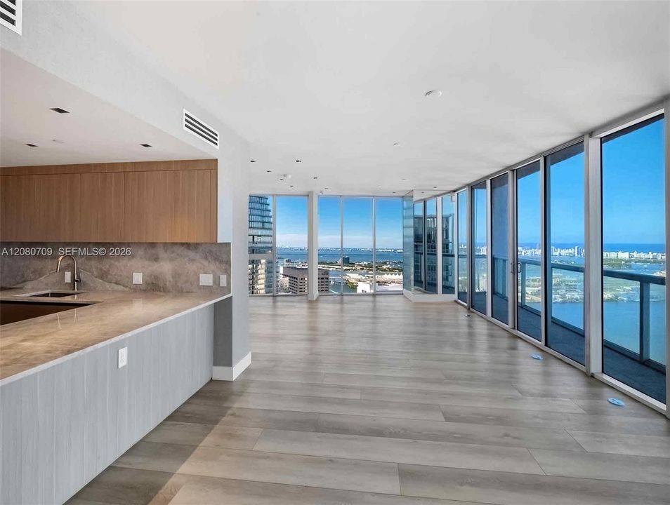 For Rent: $49,000 (5 beds, 5 baths, 4770 Square Feet)