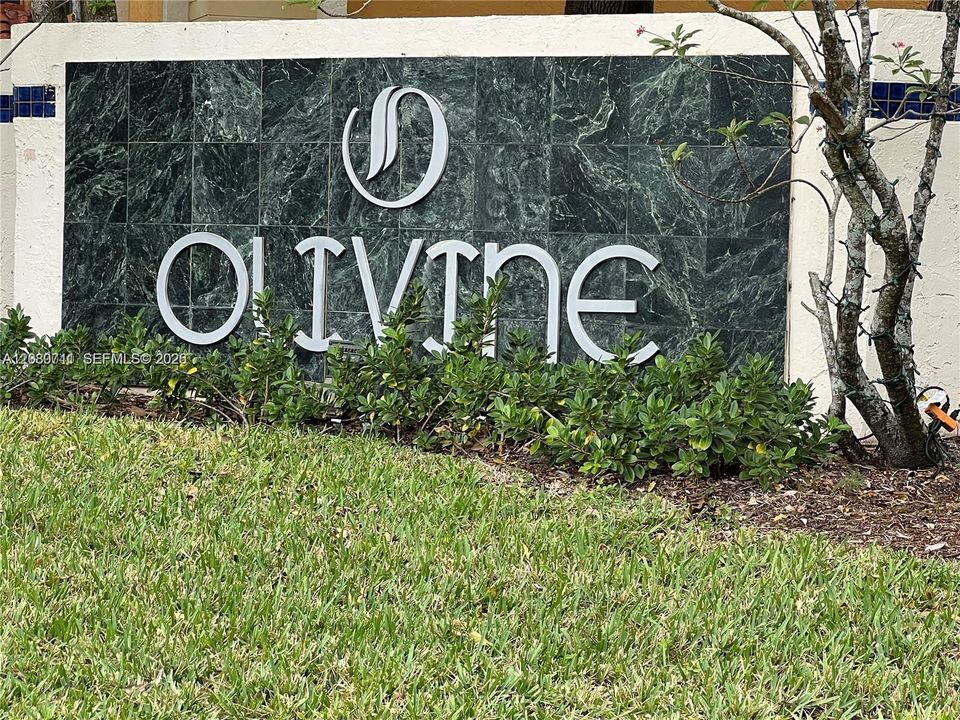 For Rent: $1,850 (1 beds, 1 baths, 764 Square Feet)