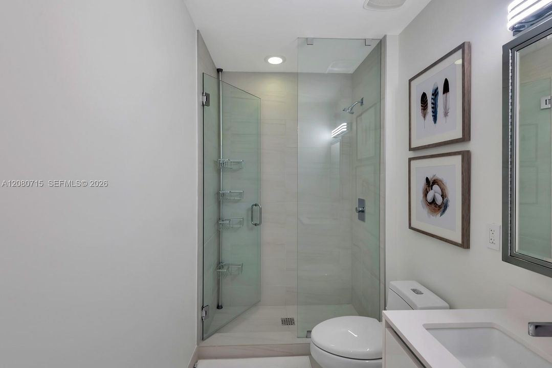 For Rent: $10,800 (1 beds, 2 baths, 1294 Square Feet)