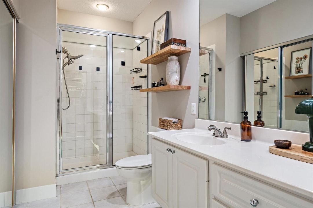 68 Live Oak Cir-20