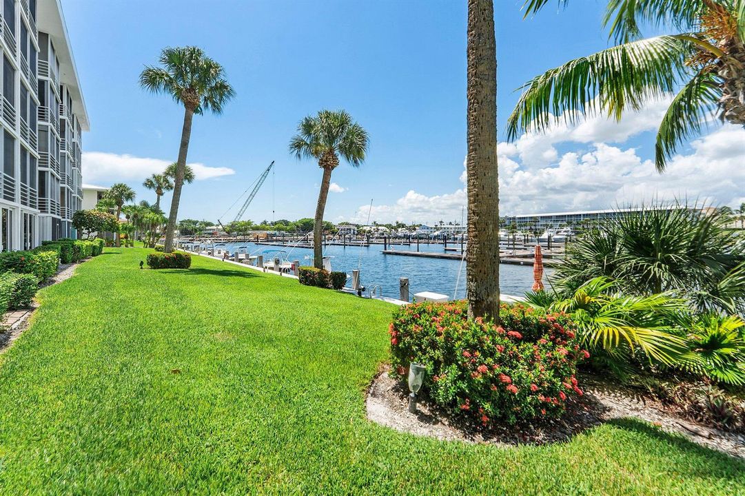 032-29YachtClubDrive-304-NorthPalmBeach-