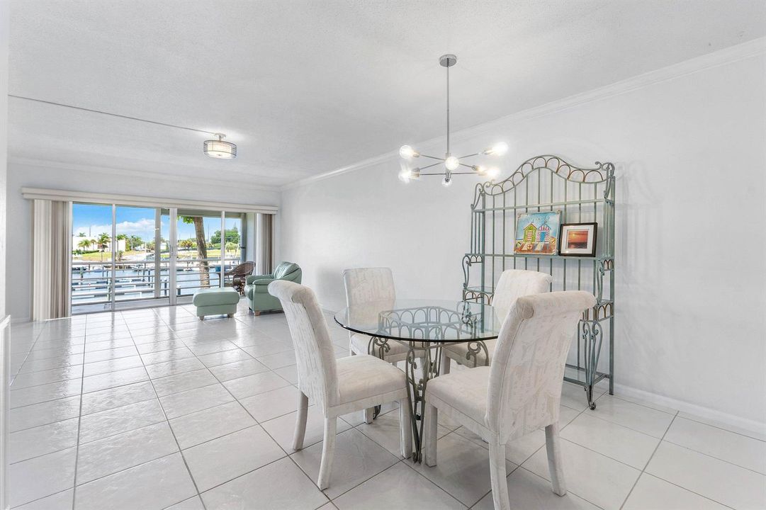 003-29YachtClubDrive-304-NorthPalmBeach-