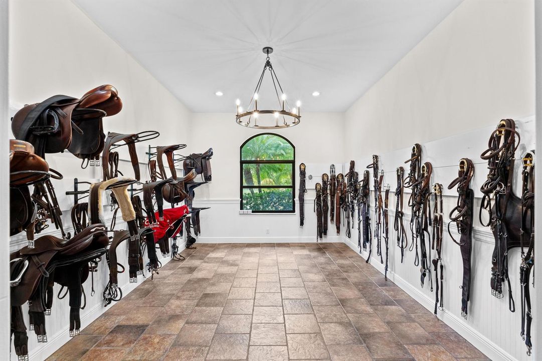 Barn tackroom
