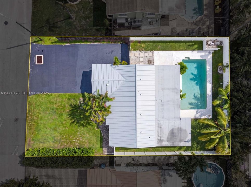 На продажу: $525,000 (2 спален, 2 ванн, 1006 Квадратных фут)