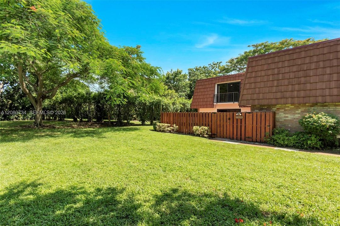En Venta: $349,900 (2 camas, 2 baños, 1230 Pies cuadrados)