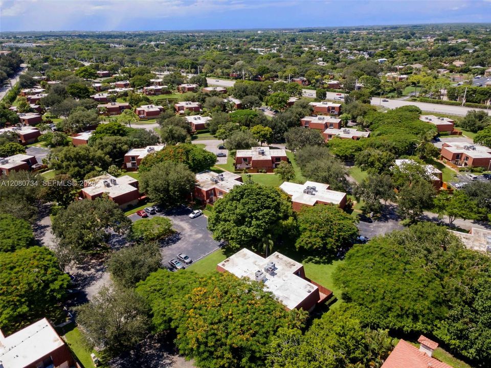 En Venta: $349,900 (2 camas, 2 baños, 1230 Pies cuadrados)