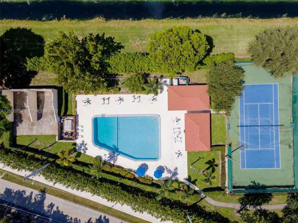 En Venta: $349,900 (2 camas, 2 baños, 1230 Pies cuadrados)