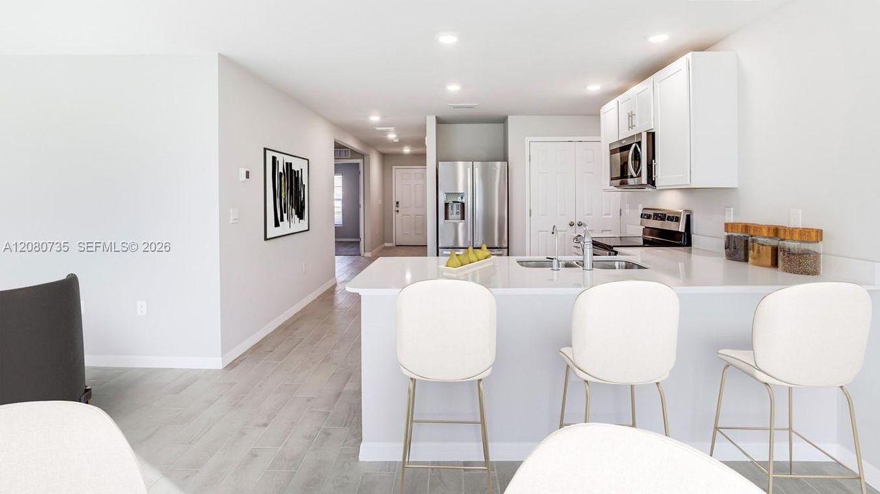 For Rent: $2,200 (3 beds, 2 baths, 0 Square Feet)