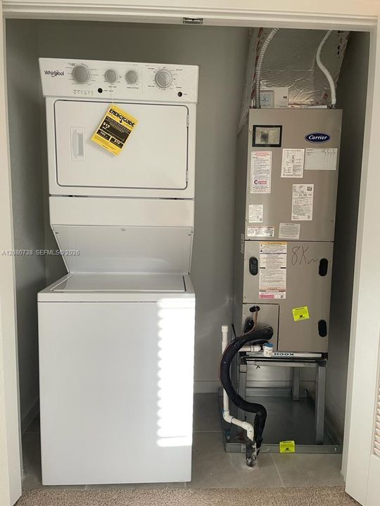 В аренду: $2,300 (3 спален, 2 ванн, 1433 Квадратных фут)
