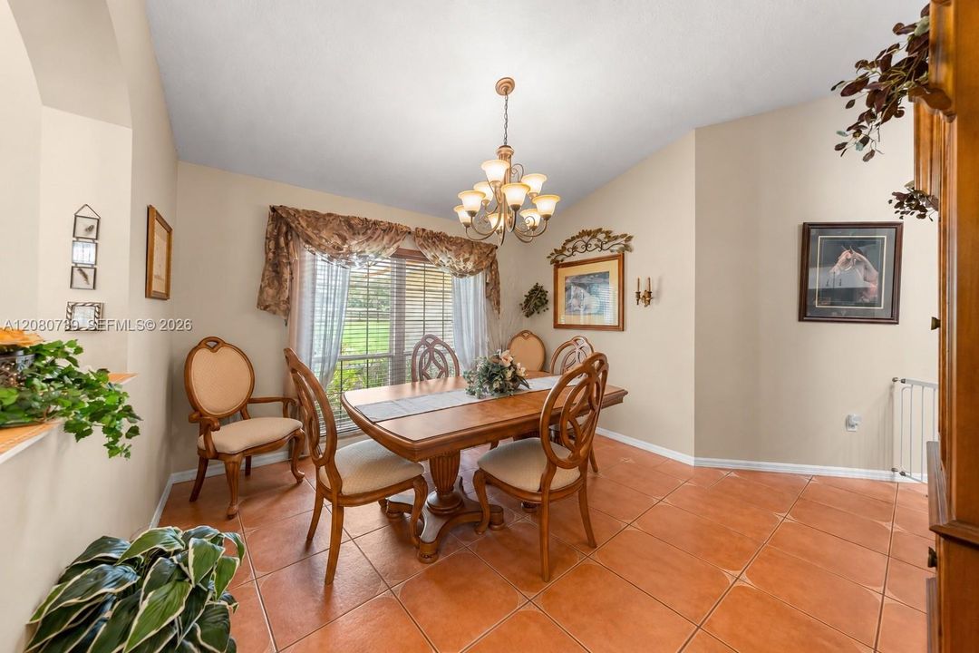 For Sale: $739,900 (3 beds, 2 baths, 2000 Square Feet)