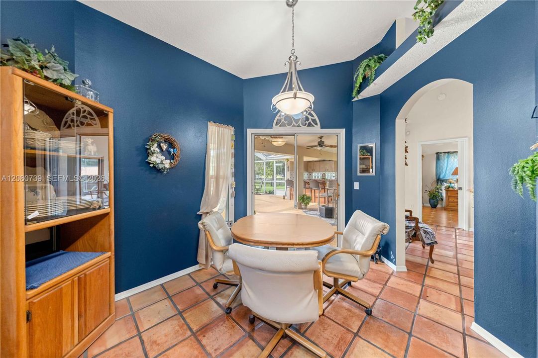 For Sale: $739,900 (3 beds, 2 baths, 2000 Square Feet)