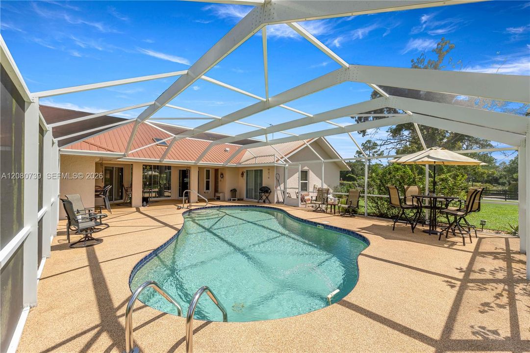 For Sale: $739,900 (3 beds, 2 baths, 2000 Square Feet)
