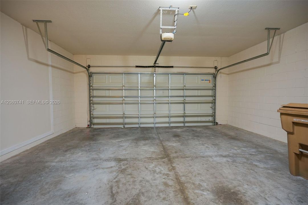 For Sale: $299,000 (4 beds, 2 baths, 1872 Square Feet)