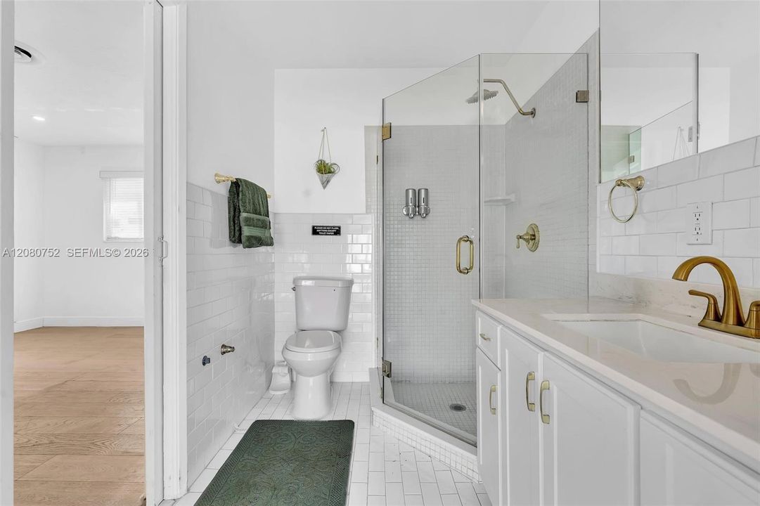 For Sale: $749,000 (4 beds, 2 baths, 1635 Square Feet)