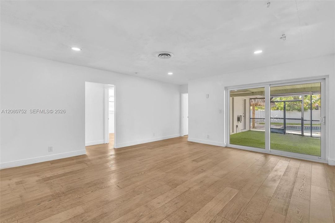 For Sale: $749,000 (4 beds, 2 baths, 1635 Square Feet)
