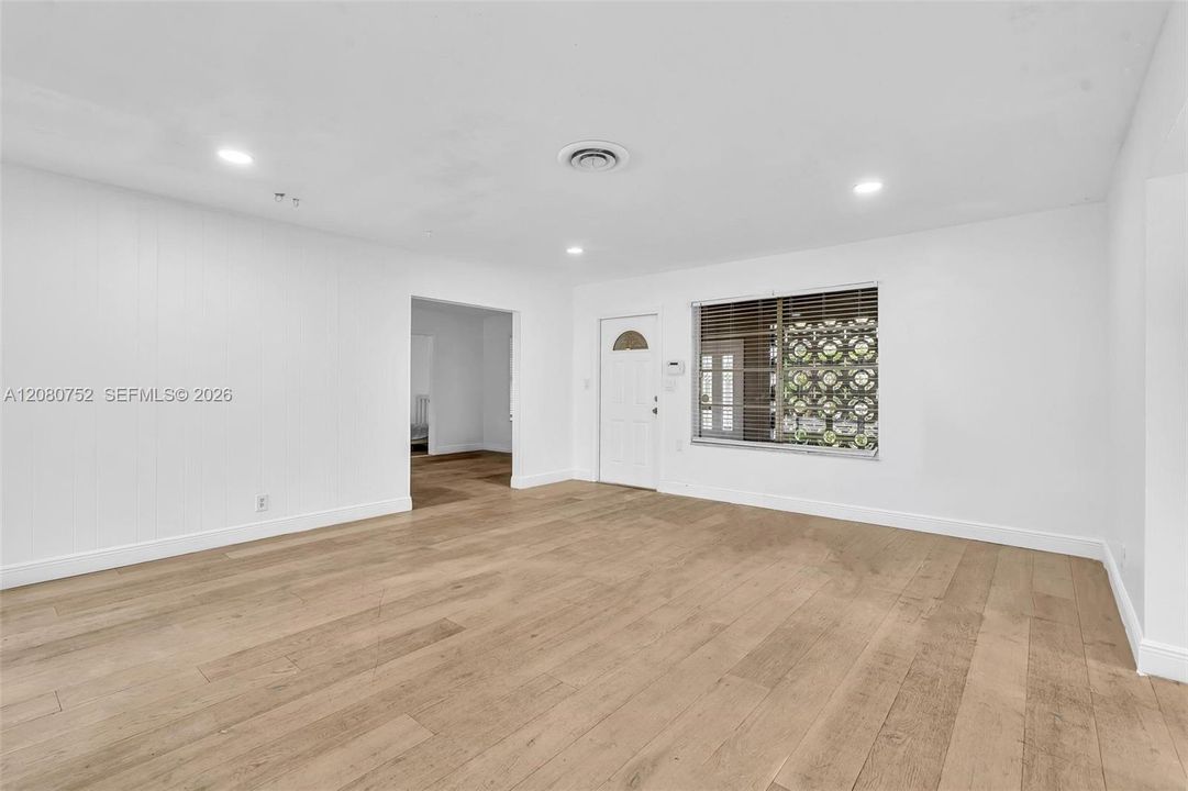 For Sale: $749,000 (4 beds, 2 baths, 1635 Square Feet)