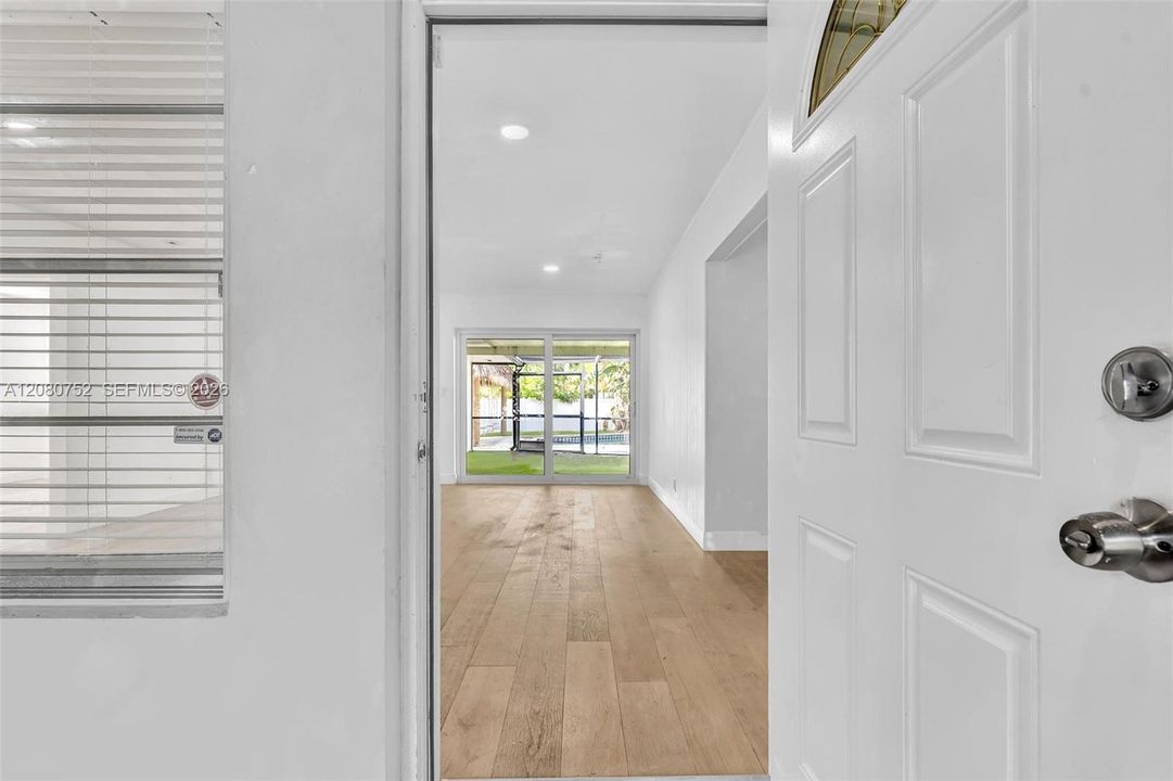 For Sale: $749,000 (4 beds, 2 baths, 1635 Square Feet)