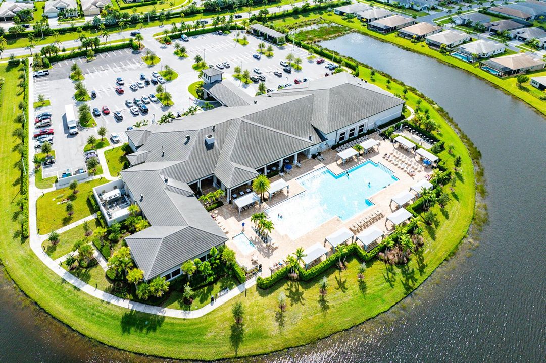 Valencia Grove Clubhouse