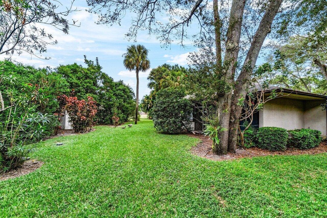 022-4251WoodRideRoad-B-BoyntonBeach-FL-3