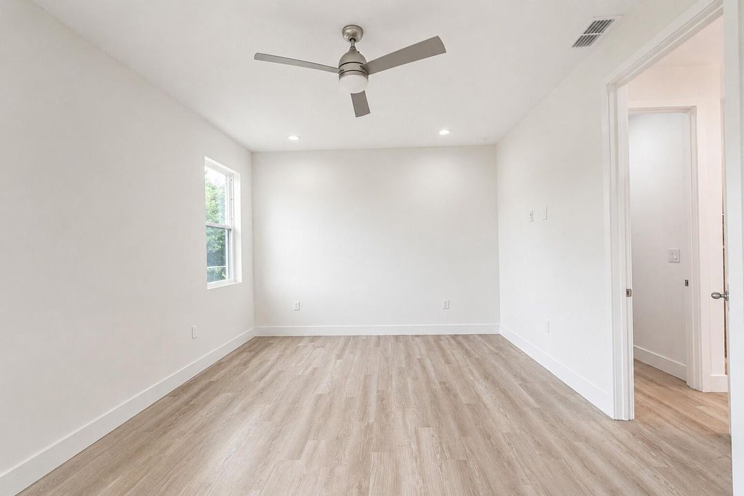 22 - Bedroom 4 Study