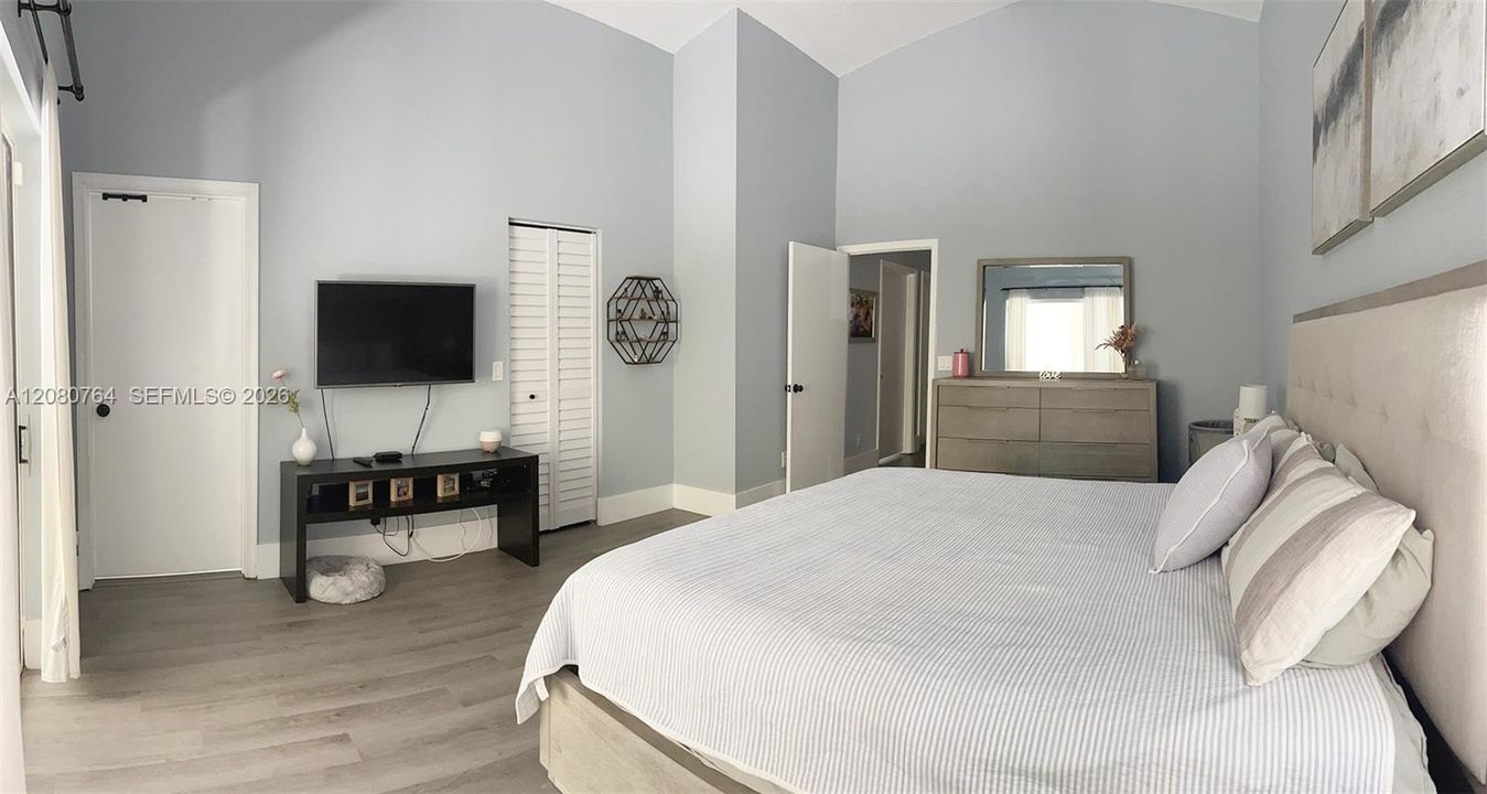 В аренду: $3,400 (3 спален, 2 ванн, 1769 Квадратных фут)